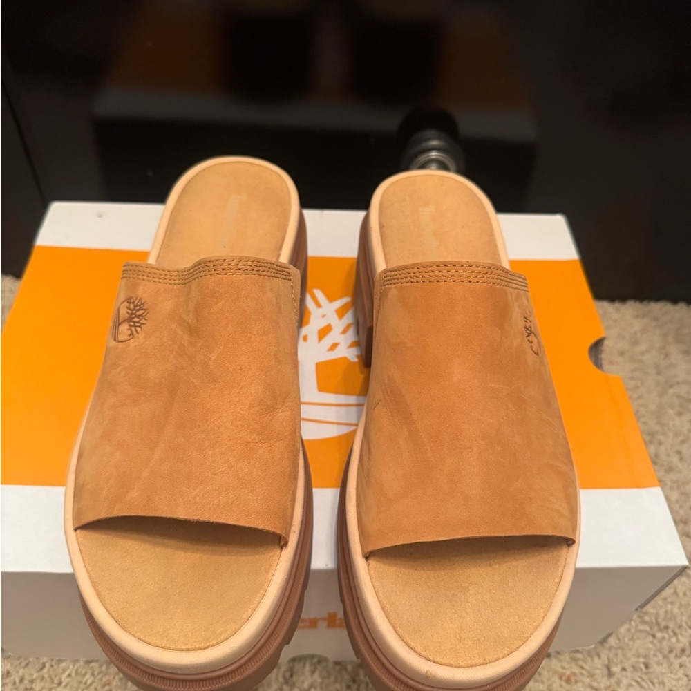 Timberland Women's Everleigh Slide Sandals Wheat Nubuck Us Size 9 - Picture 2 of 3